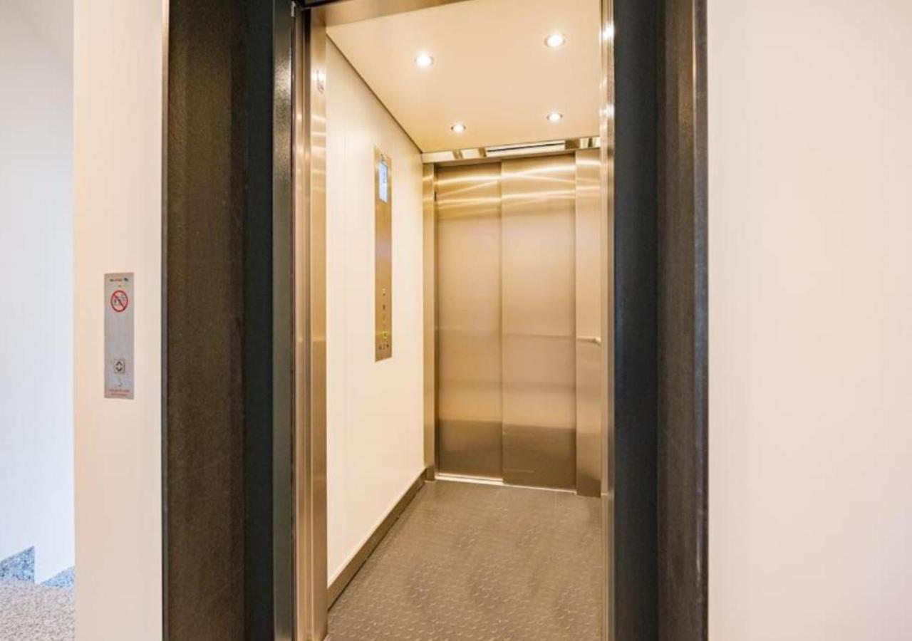 Geschmackvoller Neubau In Zirndorf.アパートメント エクステリア 写真